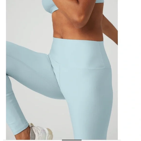 Alo Yoga Chalk Blue Air Lift Leggings - Picture 5 of 14